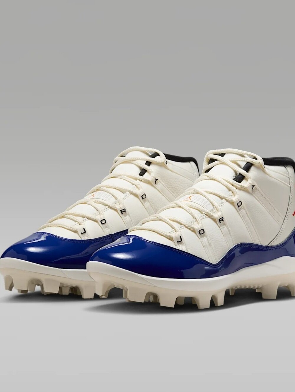 Air Jordan 11 Men's Cleats